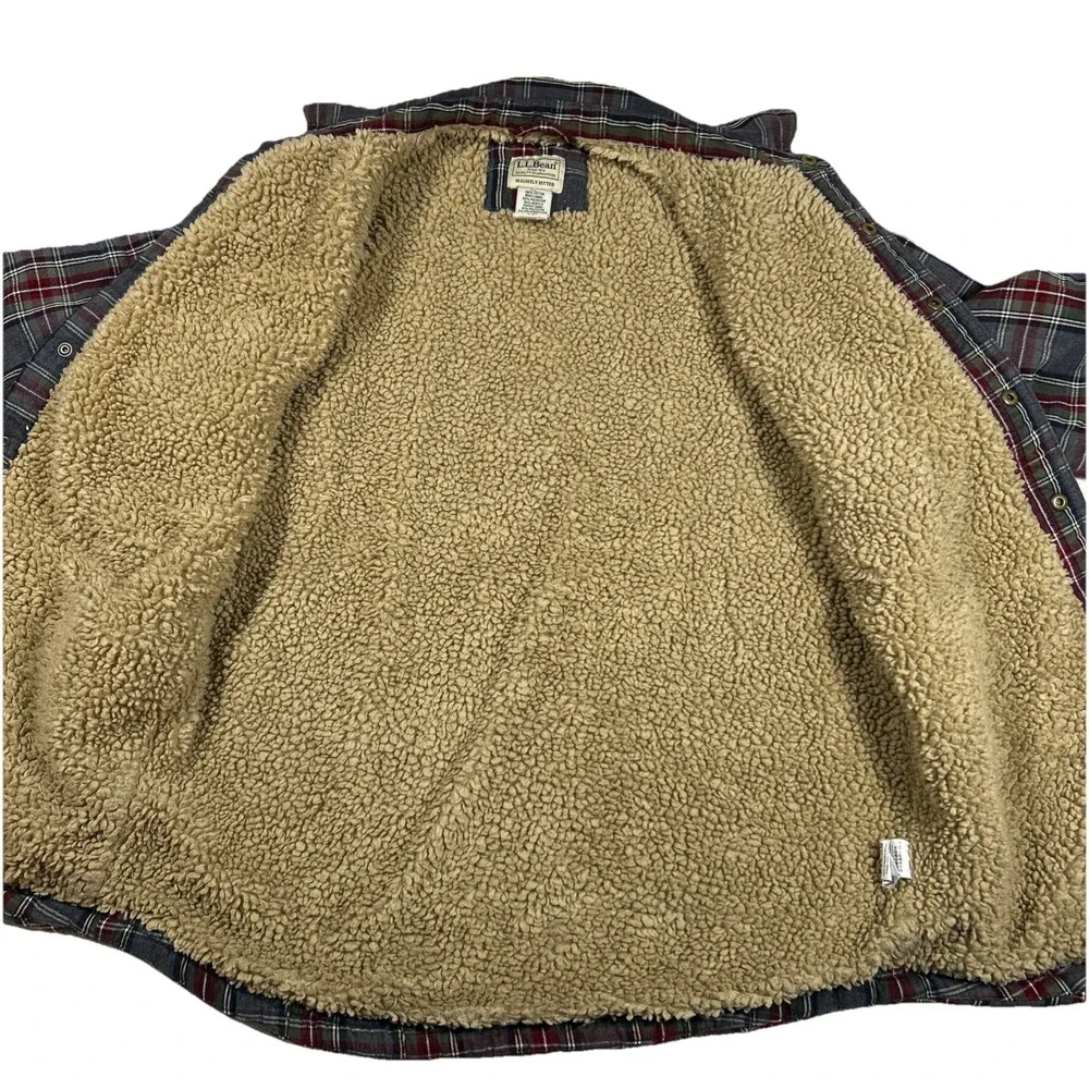 LL Bean Sherpa Lined Scotch‎ Plaid Shirt Jacket Men's S Shacket Slightly Fitted